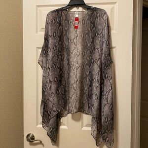Snake skin kimono new with tags. One size